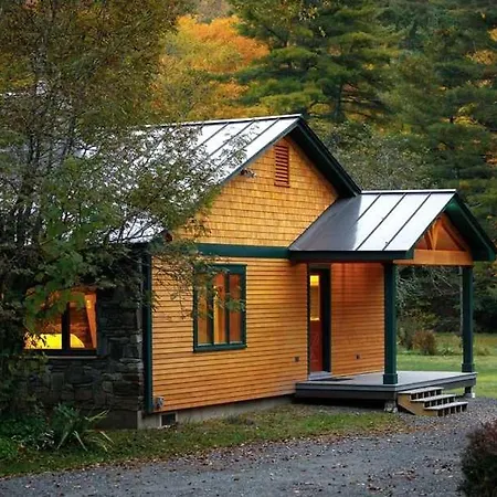Broad Brook Cabin Between Woodstock & Killington